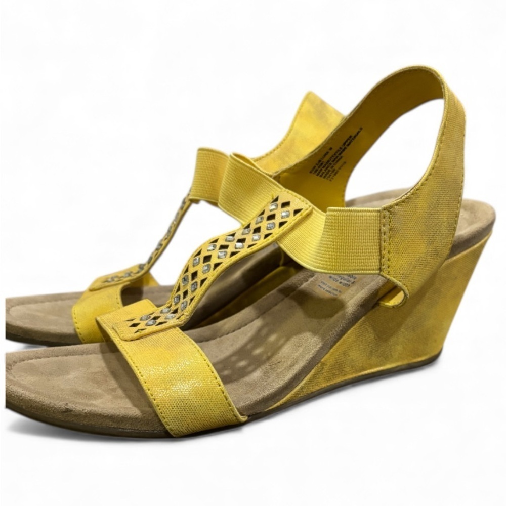 St John’s Bay Mustard Wedge Sandals Shimmery Jeweled sandals